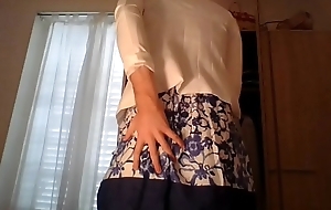 Amateur cross desk wearing a cute secretary rare garments and sexy white blazer teasing and touching